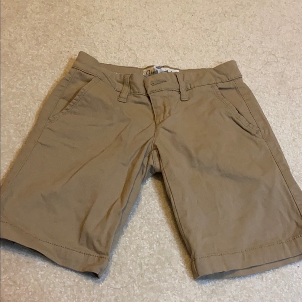 ✨3/$20✨Khaki Bermuda shorts